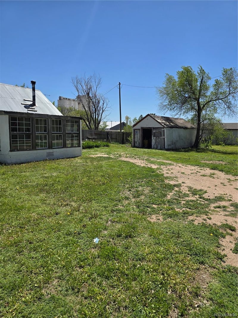 714 Front St, Arriba, CO 80804