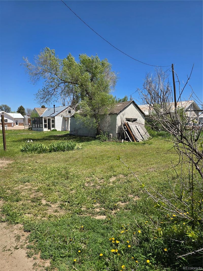 714 Front St, Arriba, CO 80804