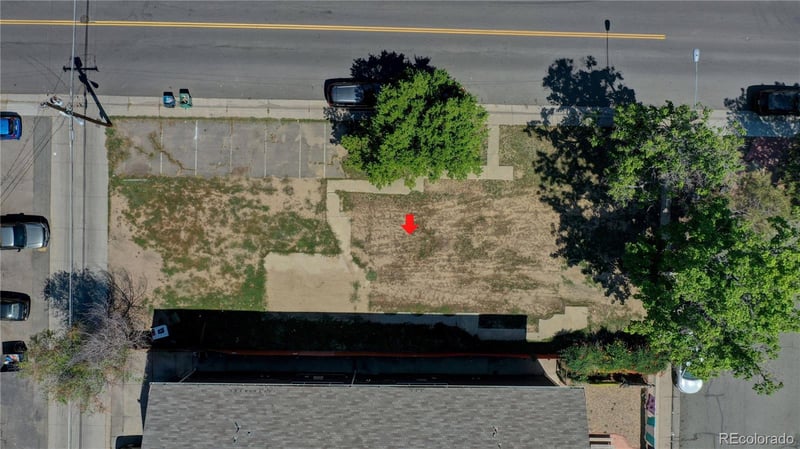 1695 Alton St, Aurora, CO 80010