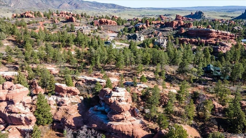 6350 Apache Dr, Larkspur, CO 80118