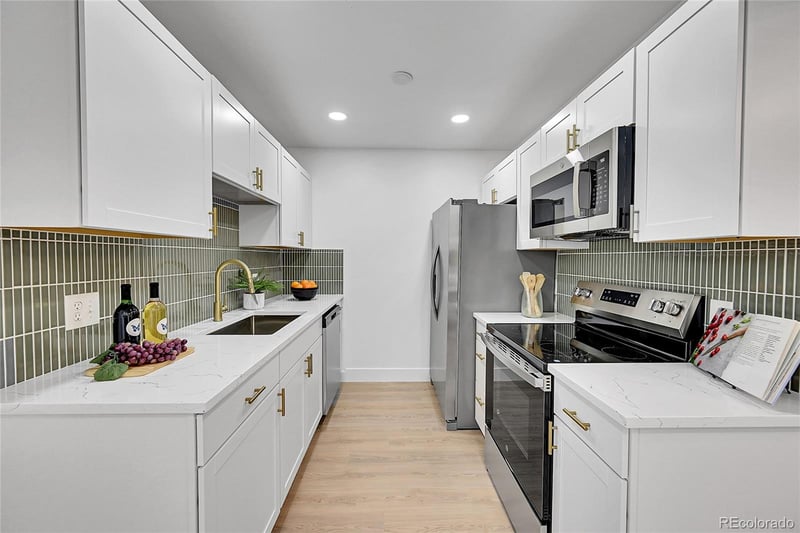 1557 S Owens St #59, Denver, CO 80232
