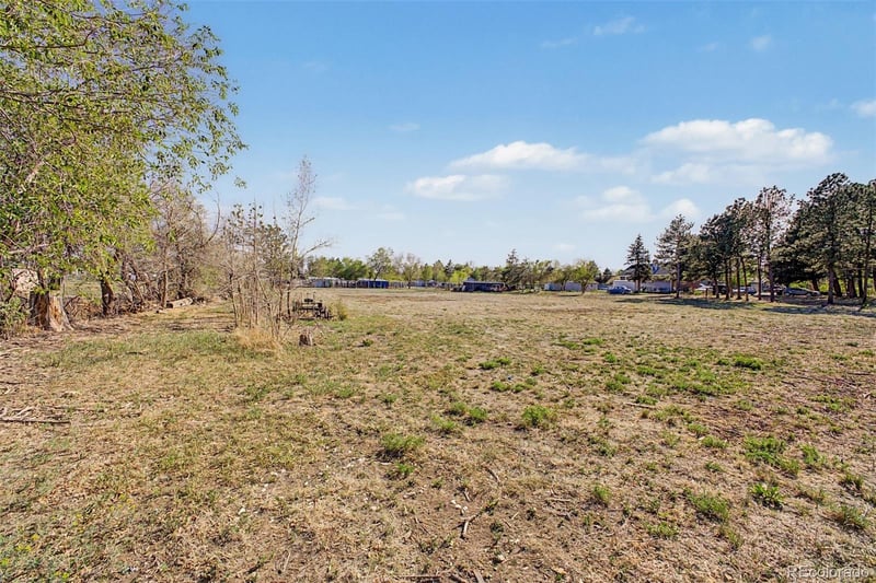 1960 Altura Blvd, Aurora, CO 80011