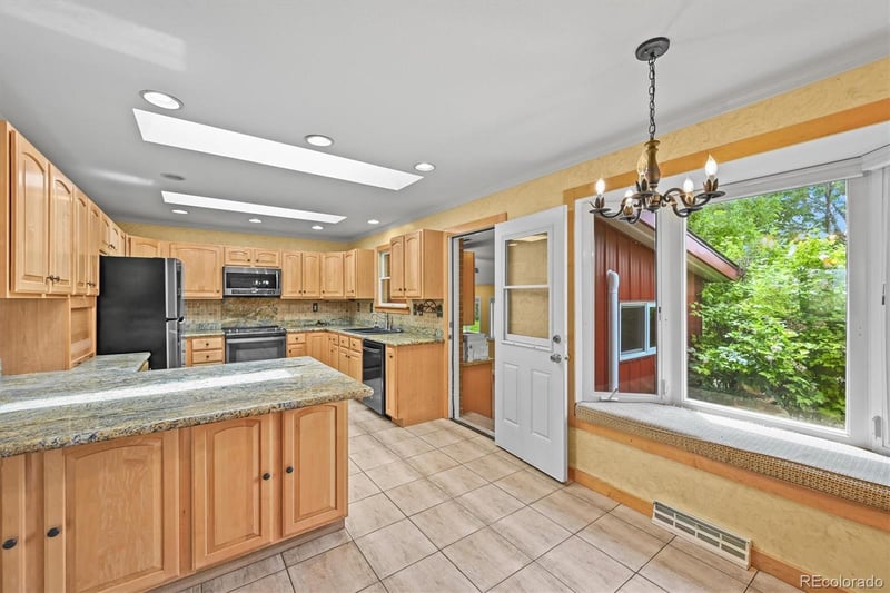 1335 Kio St, Watkins, CO 80137