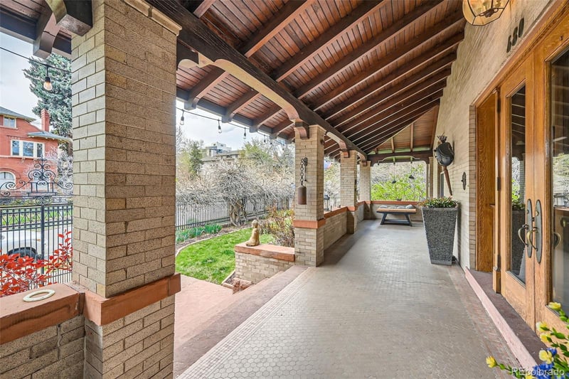 680 Emerson St, Denver, CO 80218