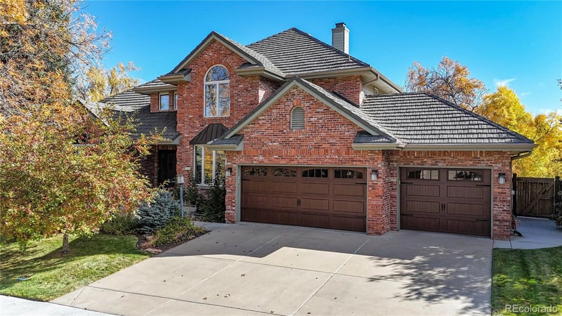 10346 E Crestridge Ln, Englewood, CO 80111