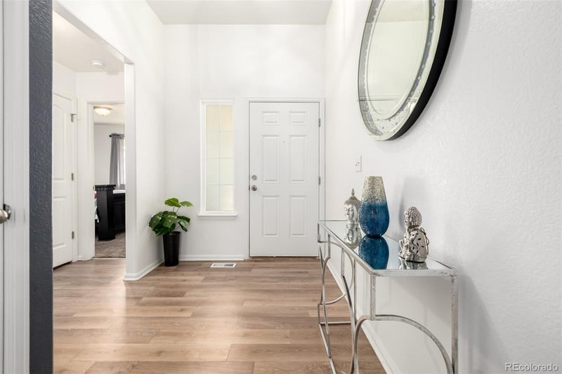 933 W Independent Ave, La Salle, CO 80645