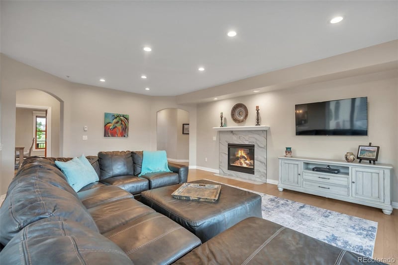 1091 Colt Cir, Castle Rock, CO 80109
