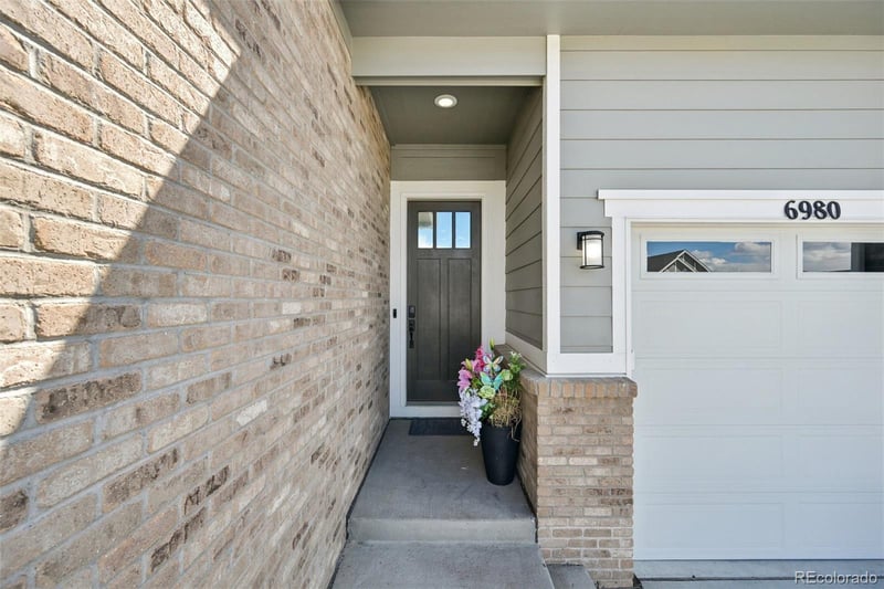 6980 Yantley Ct, Aurora, CO 80016