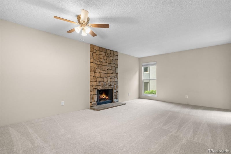 9837 E Peakview Ave #D05, Englewood, CO 80111