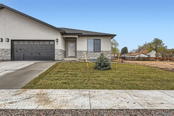 15 Gray St, Lakewood, CO 80226