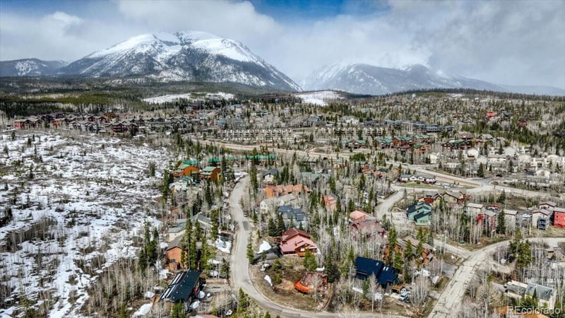 211 Burgundy Cir, Silverthorne, CO 80498