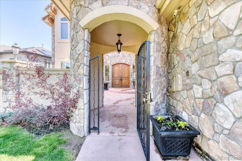 16713 W Archer Ave, Golden, CO 80401