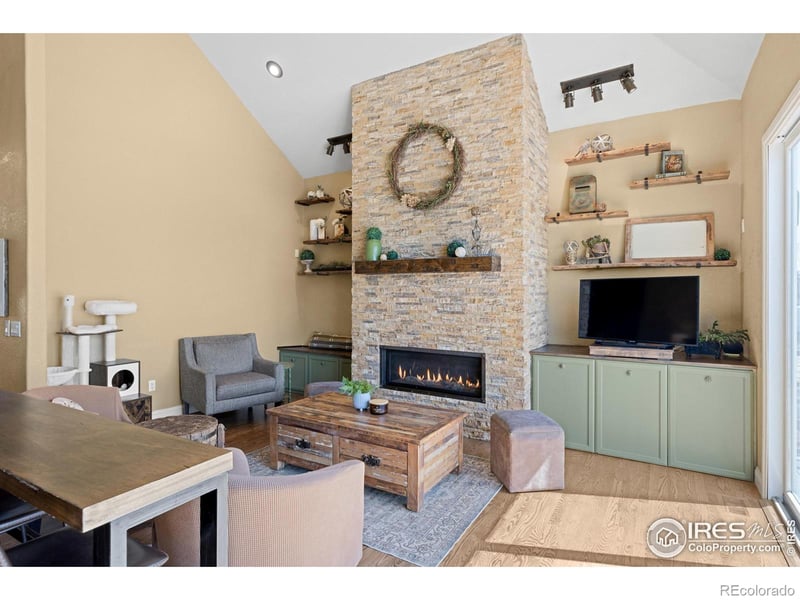 111 Hunters Cove Rd, Mead, CO 80542