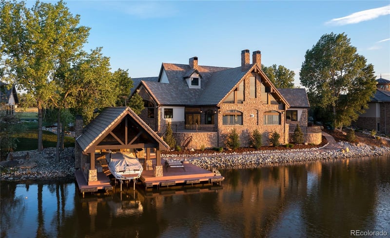9833 Shoreline Dr, Longmont, CO 80504