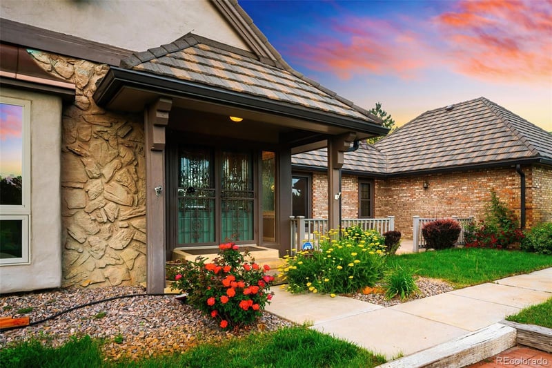 17053 E Jamison Ave, Centennial, CO 80016
