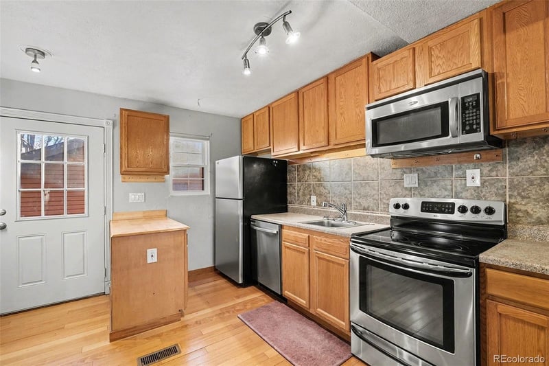 718 Julian Cir, Lafayette, CO 80026