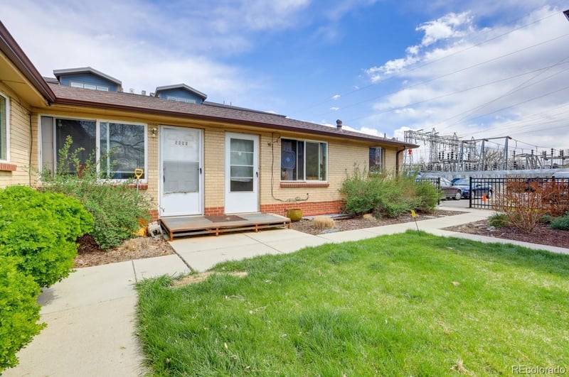 5881-5895 W 11th Ave, Lakewood, CO 80214