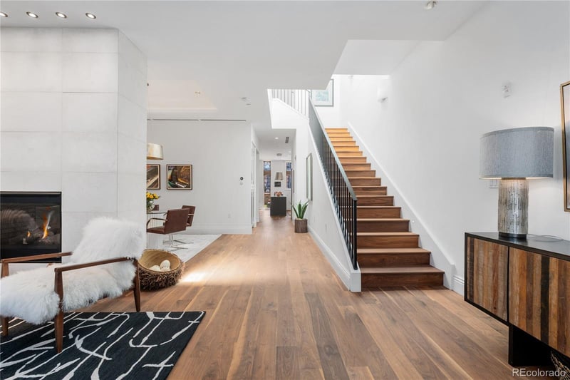 105 Fillmore St #209, Denver, CO 80206