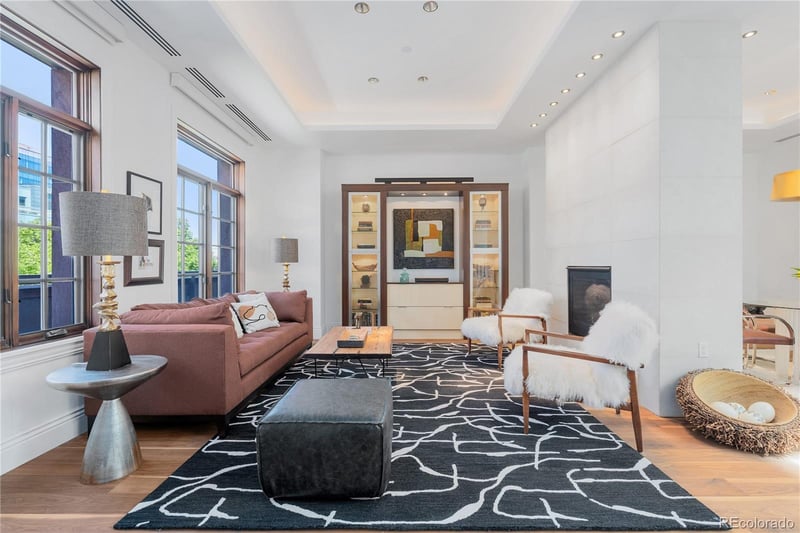 105 Fillmore St #209, Denver, CO 80206