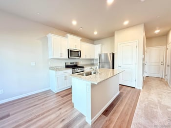 185 Robin Rd, Johnstown, CO 80534