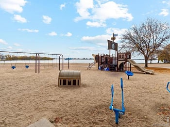 185 Robin Rd, Johnstown, CO 80534