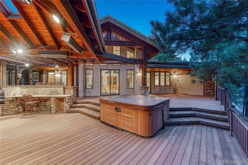 559 Silver Oak Grv, Colorado Springs, CO 80906
