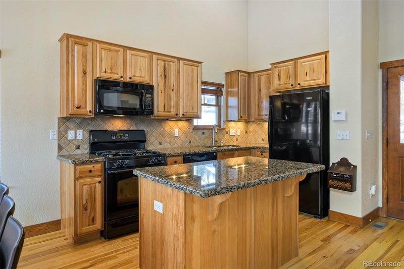 65 Discovery Ln, Fraser, CO 80442