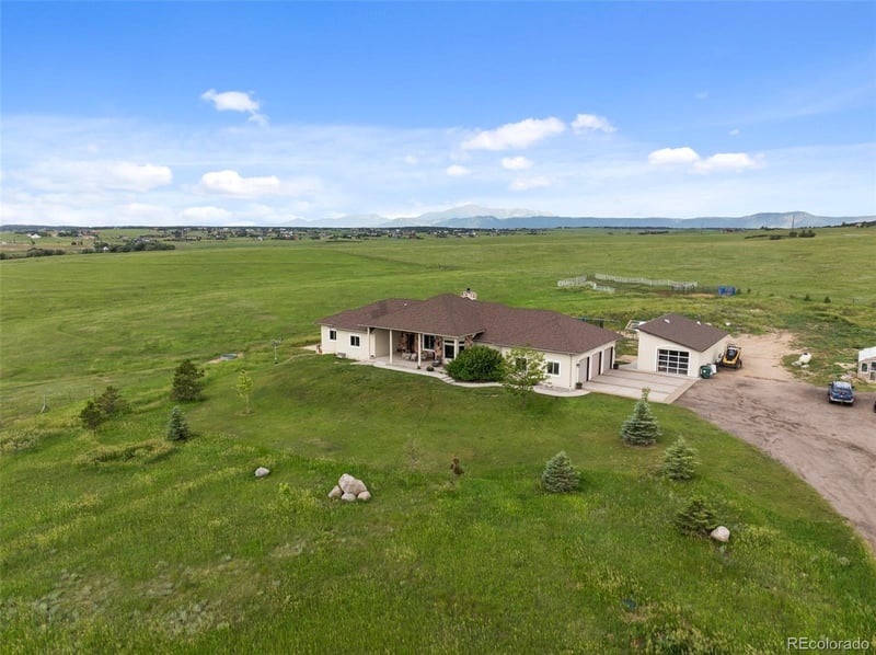 15125 Spring Valley Rd, Larkspur, CO 80118