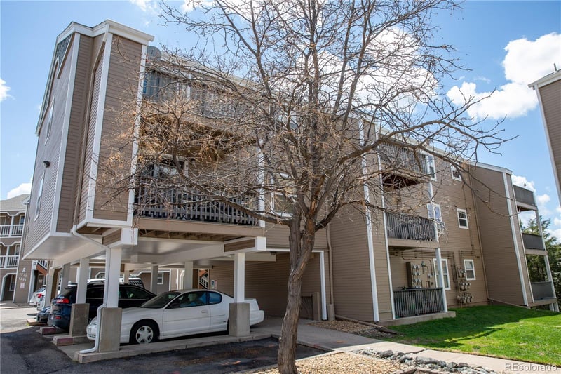 1261 Gilbert St #202, Castle Rock, CO 80104