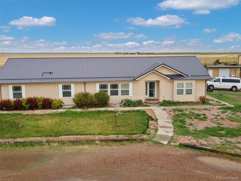 47855 E 88th Ave, Bennett, CO 80102