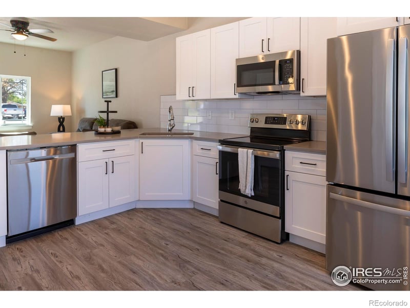 820 Grant St #E, Wray, CO 80758