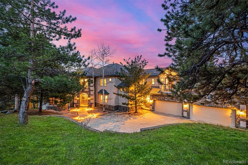 22554 Treetop Ln, Golden, CO 80401