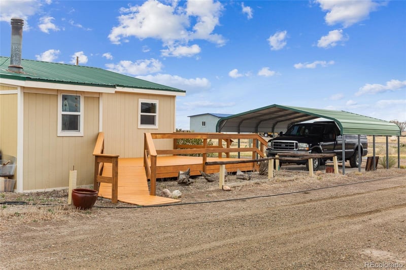 107 9th St, Moffat, CO 81143