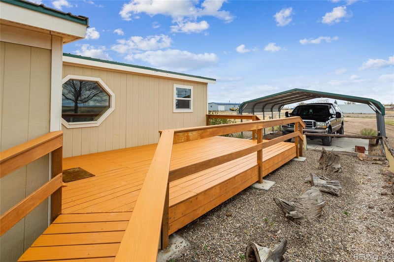 107 9th St, Moffat, CO 81143