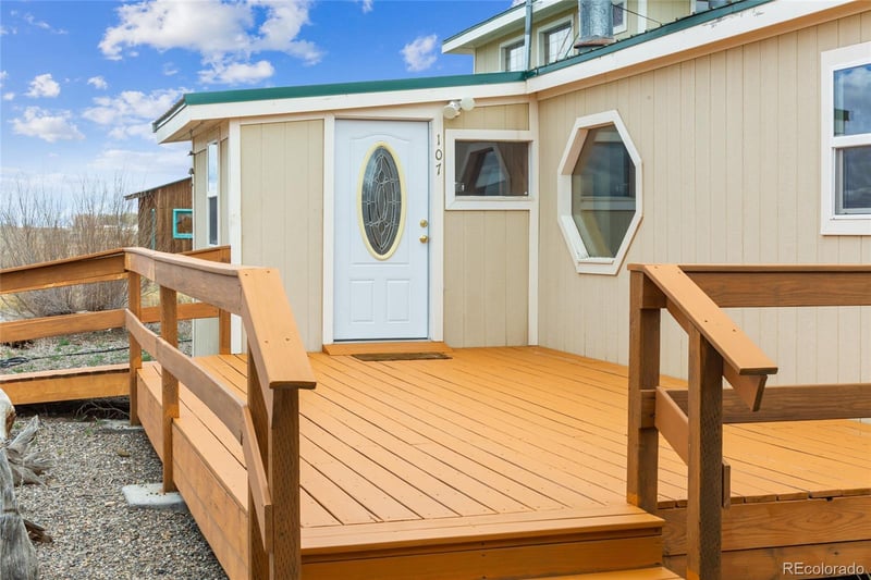 107 9th St, Moffat, CO 81143