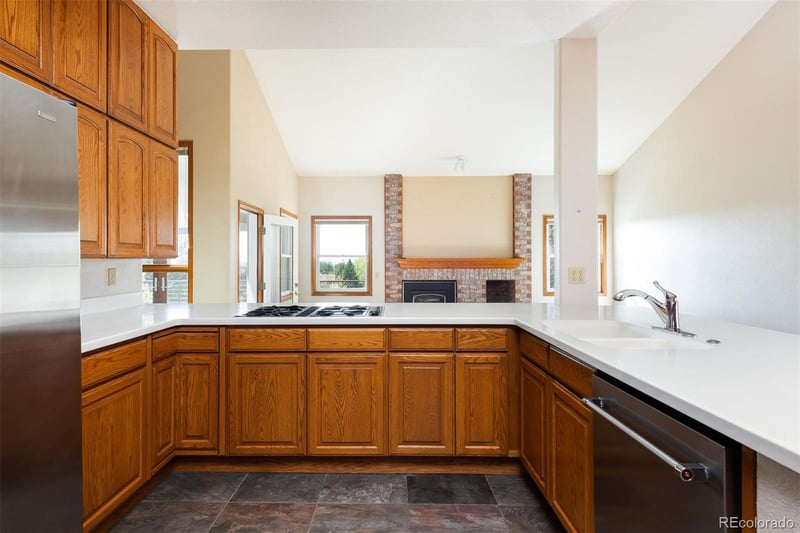6668 Fairways Dr, Longmont, CO 80503