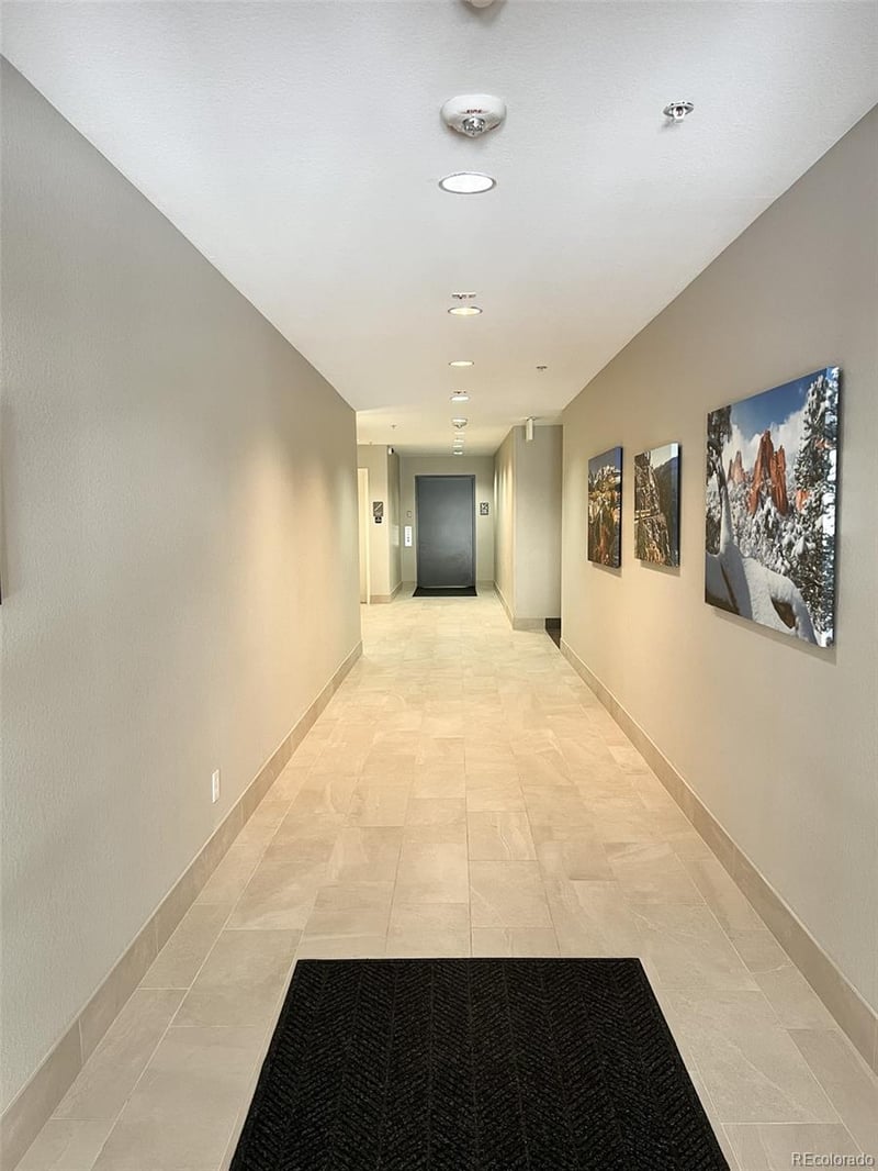 1144 Rockhurst Dr #105, Highlands Ranch, CO 80129