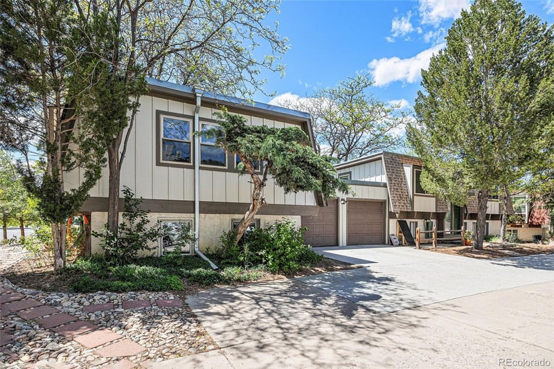 9349 E Chenango Ave, Greenwood Village, CO 80111