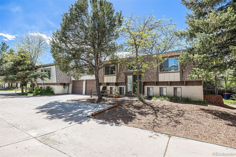 9349 E Chenango Ave, Greenwood Village, CO 80111
