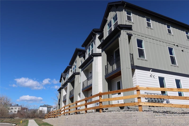 11958 57th Pl, Arvada, CO 80002