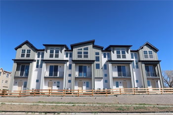 11958 W 57th Pl, Arvada, CO 80002