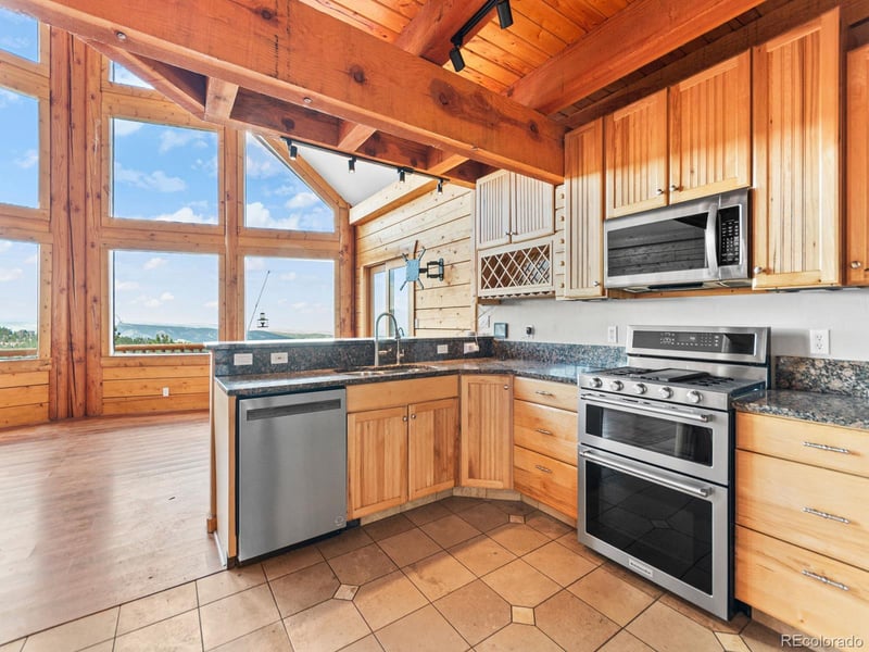 11766 Coal Creek Heights Dr, Golden, CO 80403