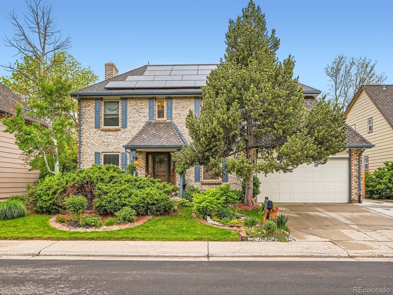 12610 E Villanova Dr, Aurora, CO 80014