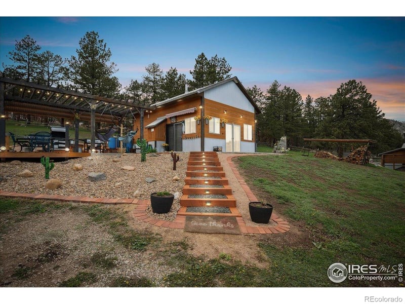 1095 Spruce Mountain Dr, Drake, CO 80515