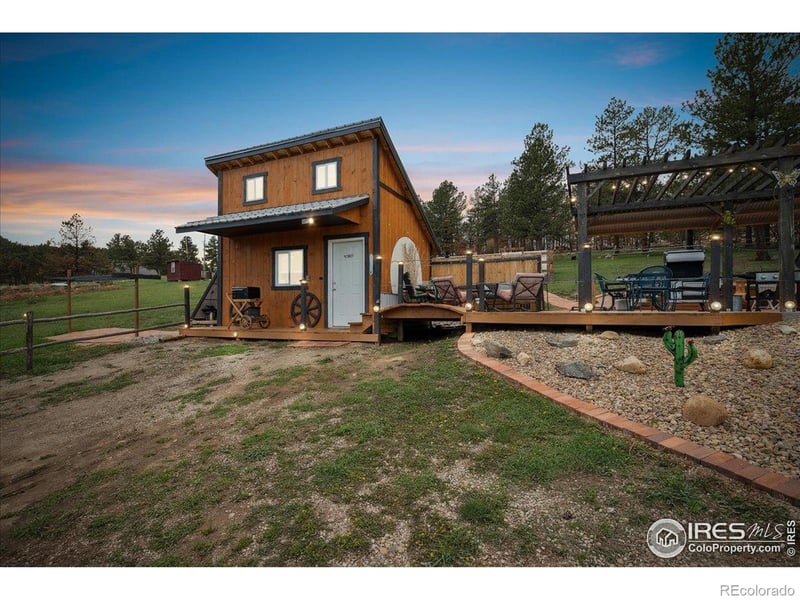 1095 Spruce Mountain Dr, Drake, CO 80515
