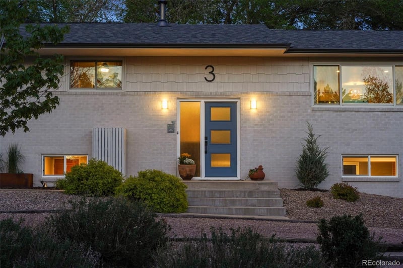 3 Austin Ln, Colorado Springs, CO 80909