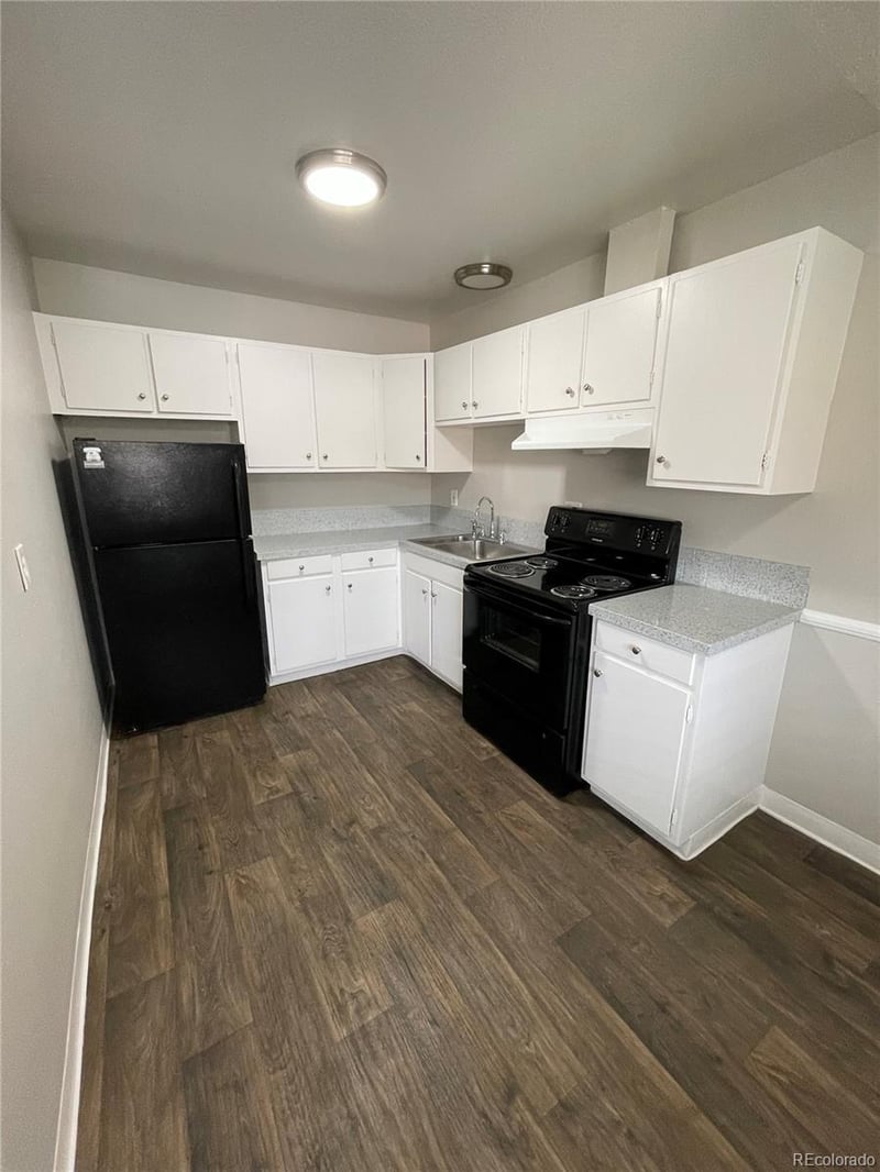 206 S Pierce St, Lakewood, CO 80226