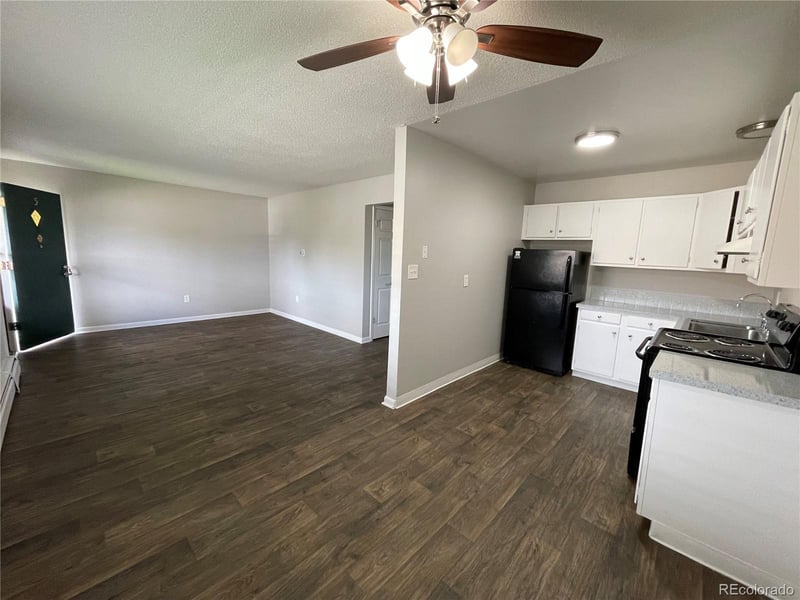 206 S Pierce St, Lakewood, CO 80226