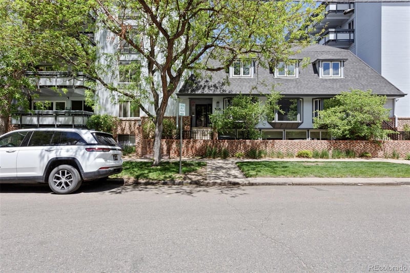 555 10th Ave #15, Denver, CO 80203