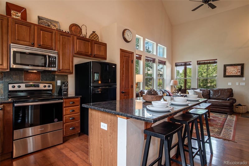 108 Deer Track Ct, Granby, CO 80446